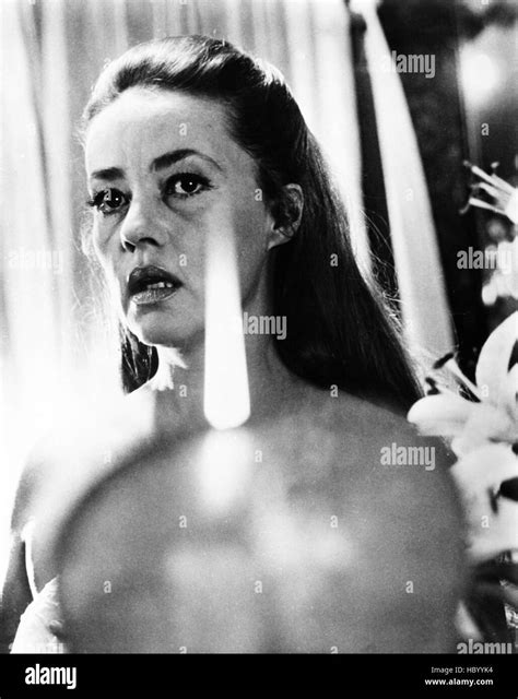 Jeanne Moreau Nude – Pics and Videos 